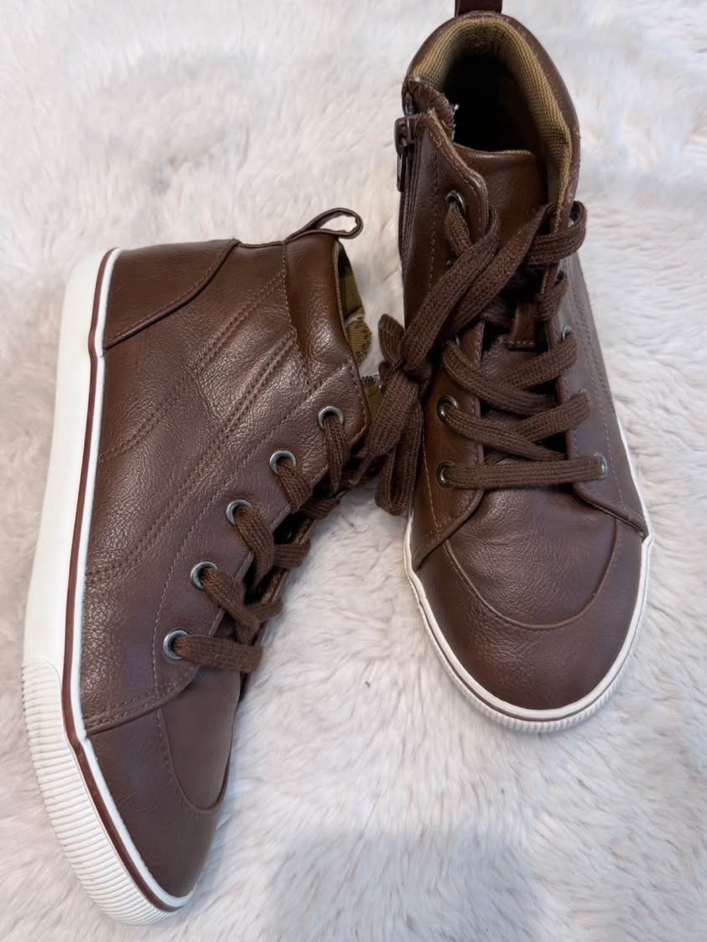 Boys Brown High Top Boots Size 3y